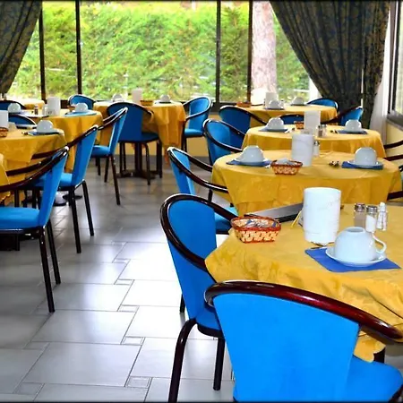Anfora Hotel 3*