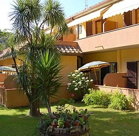 Anfora Hotel 3*