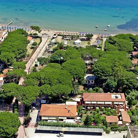 Anfora Hotel 3*