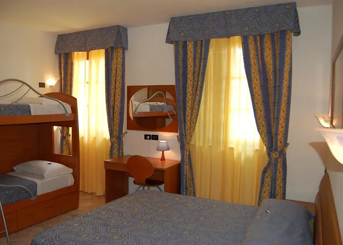 Anfora 3* Capoliveri (Isola d'Elba)