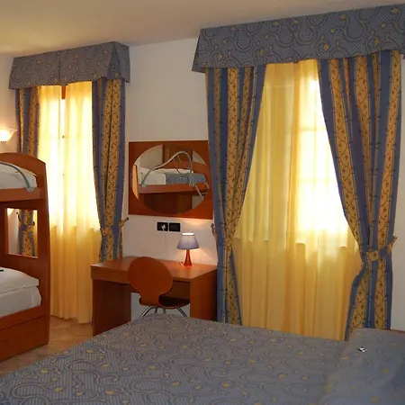 Anfora 3* Capoliveri (Isola d'Elba)